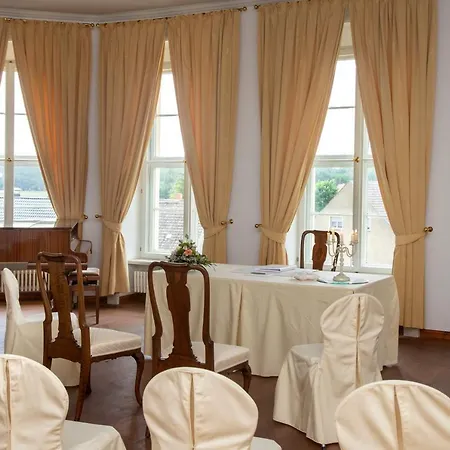 Hotel Gaestehaus Der Rochow Akademie 2*