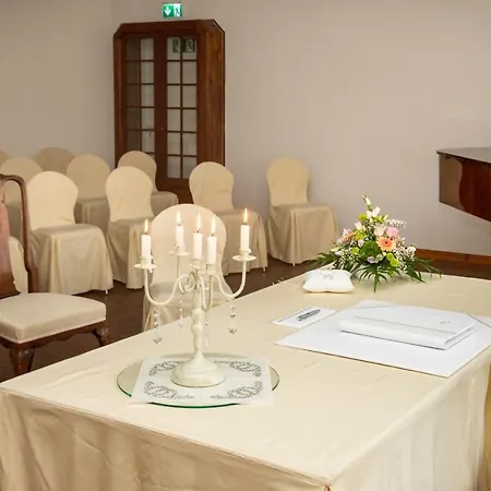 Gaestehaus Der Rochow Akademie Hotel