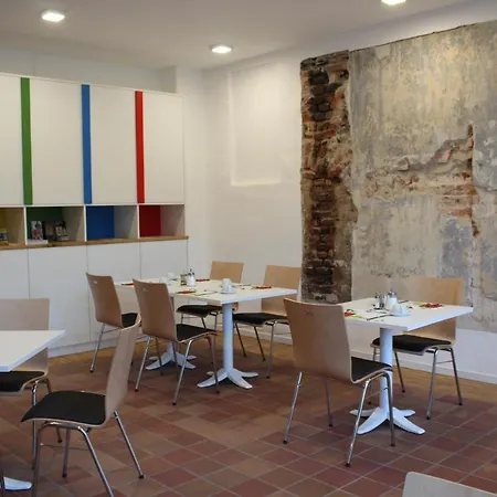 Gaestehaus Der Rochow Akademie Hotel 2*