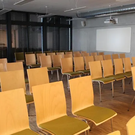 Hotel Gaestehaus Der Rochow Akademie 2*