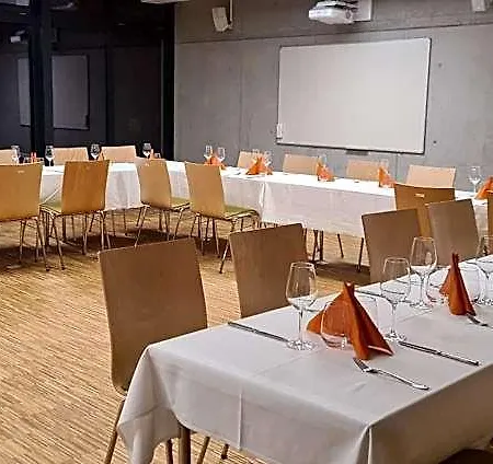 Gaestehaus Der Rochow Akademie Hotel