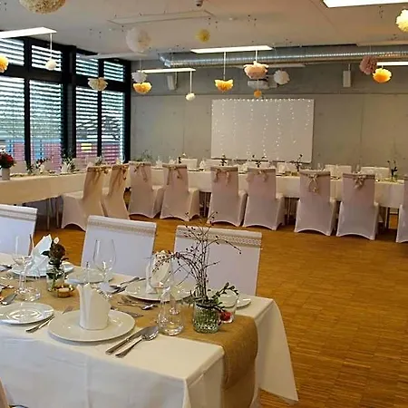 Gaestehaus Der Rochow Akademie Hotel 3*