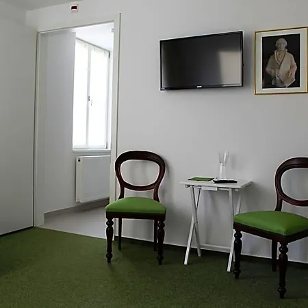 Hotel Gaestehaus Der Rochow Akademie 3*
